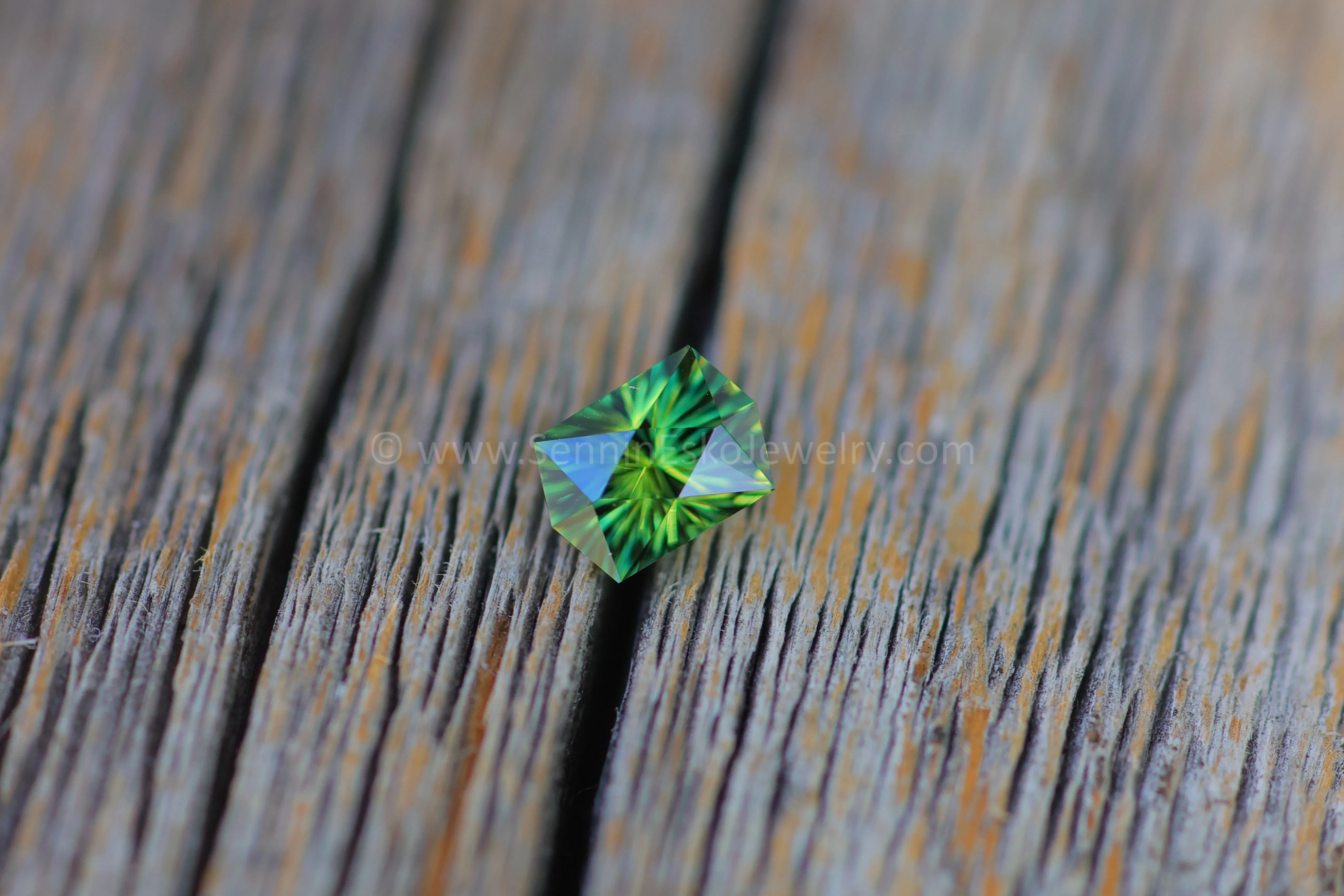 0.7 Carat Spring Green Sapphire Hexagon - 5.3x3.9mm - Galaxy Cut