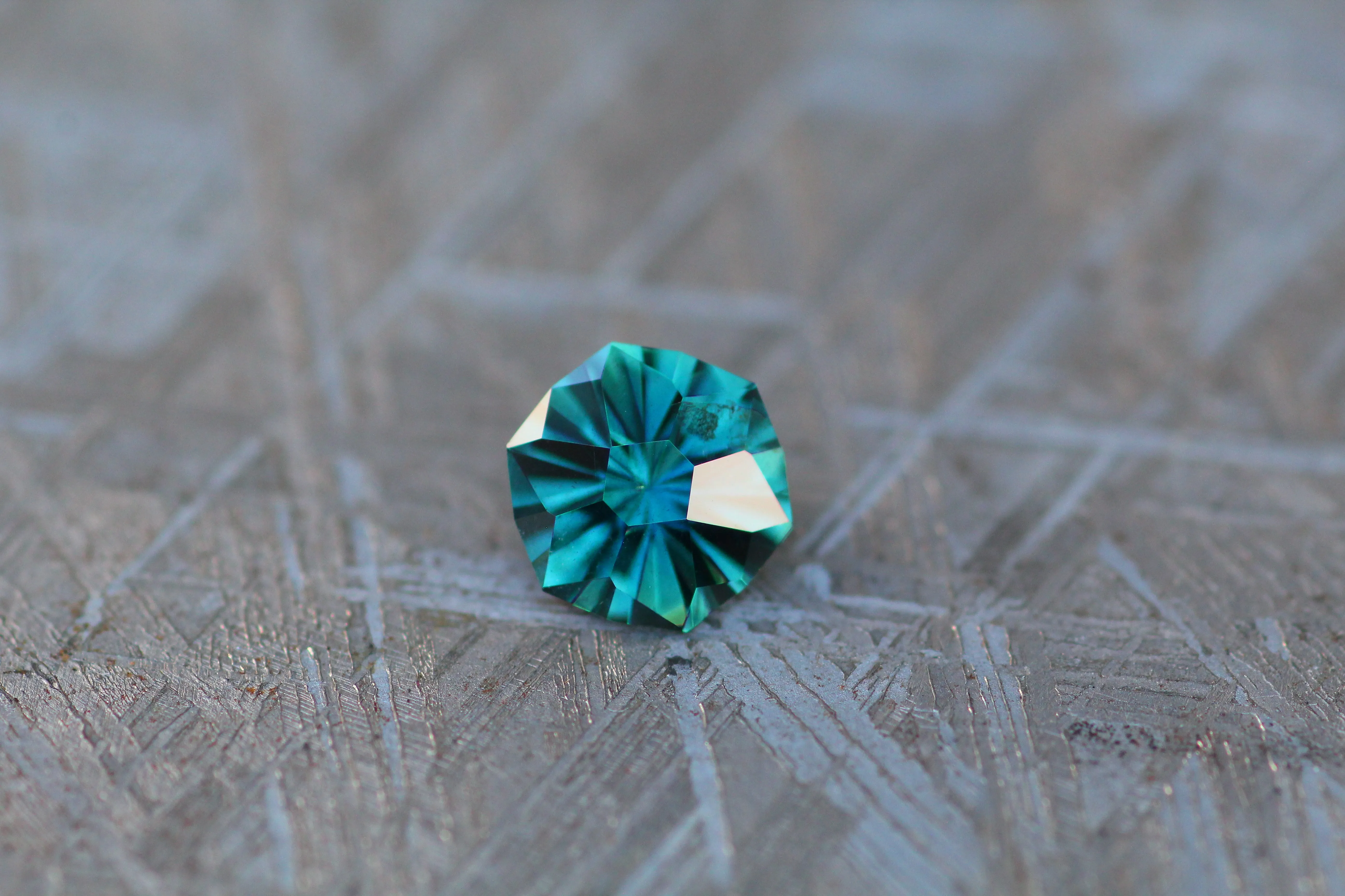 1.1 carat Teal Sapphire Hexagon - Precision Cut - 6.3x5.8mm