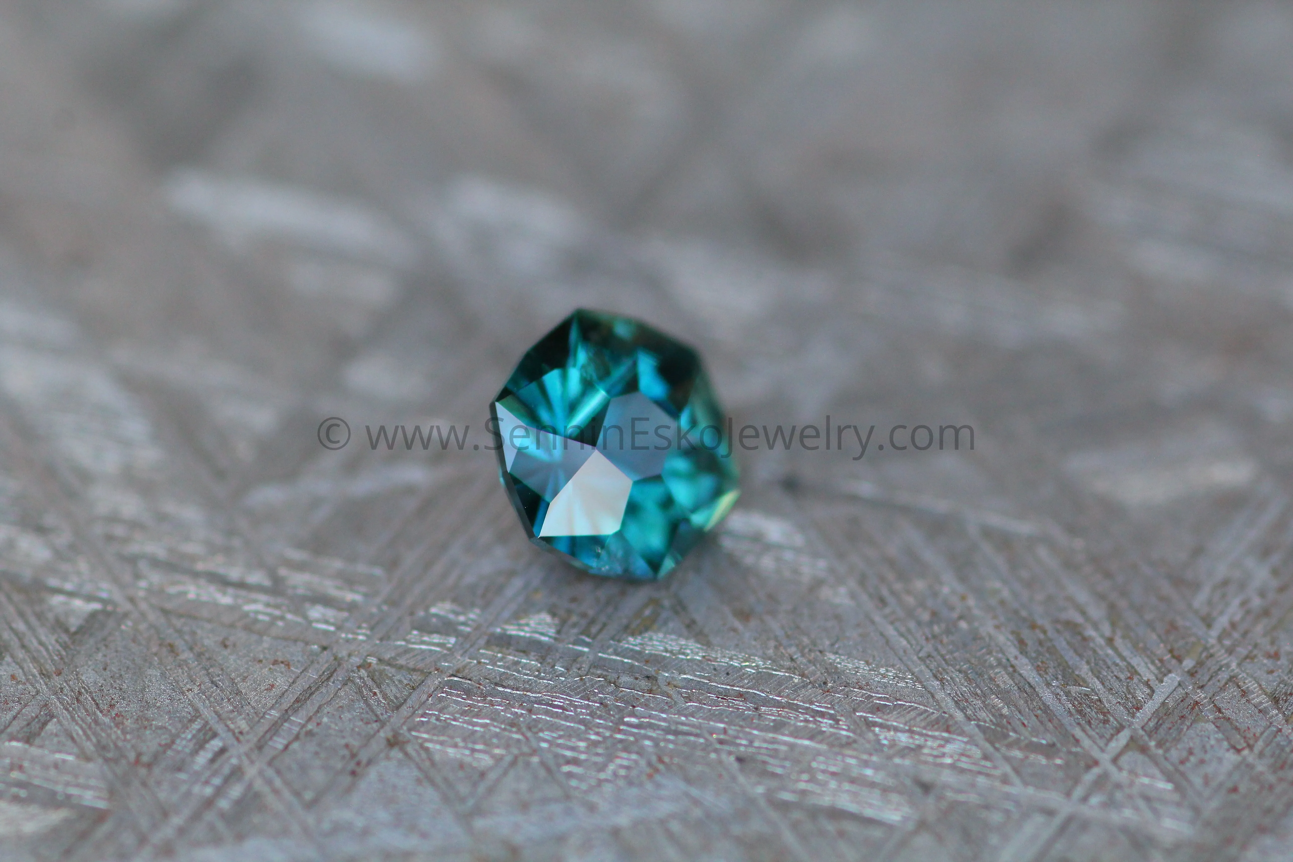 1.1 carat Teal Sapphire Hexagon - Precision Cut - 6.3x5.8mm