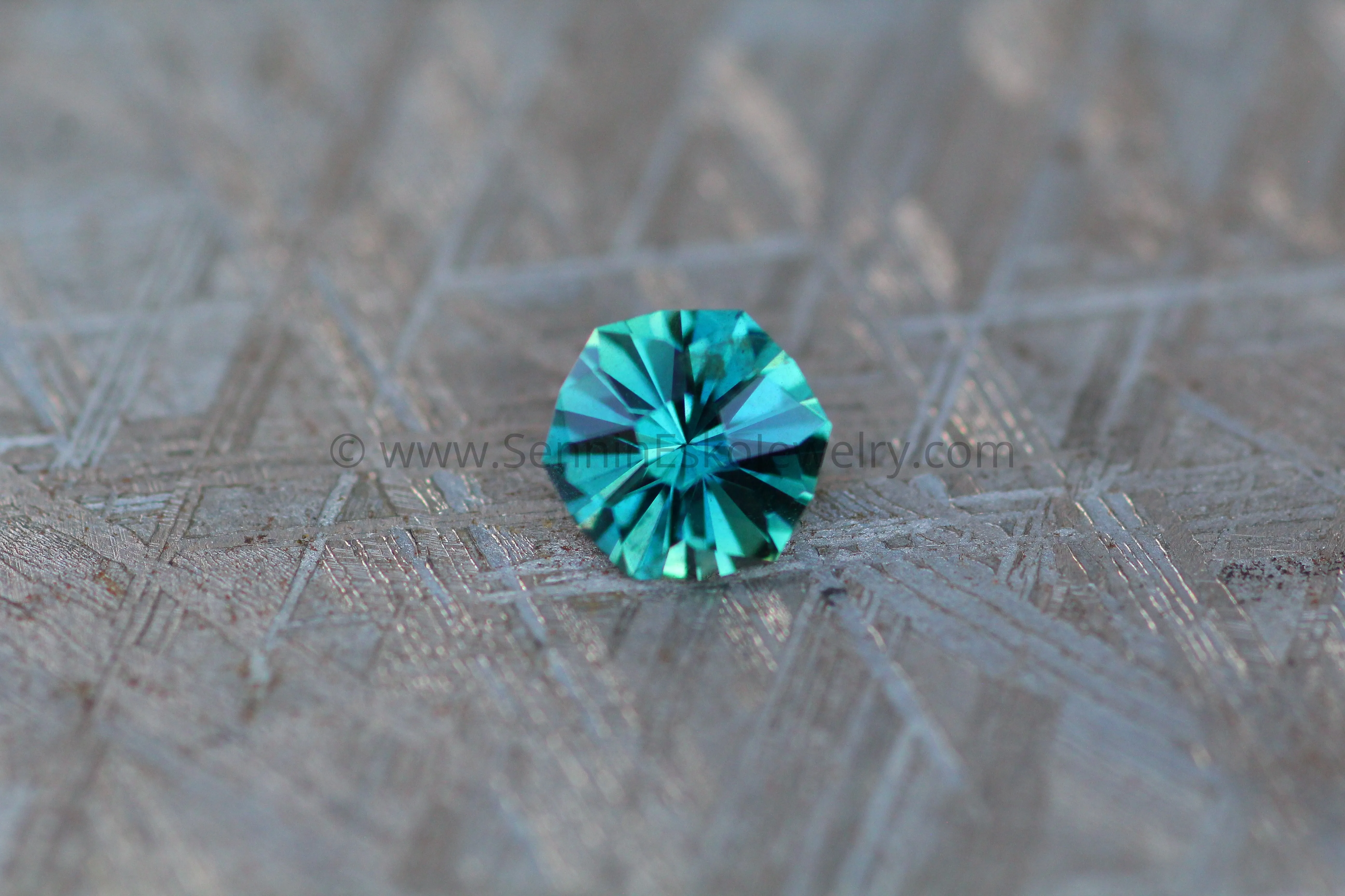 1.1 carat Teal Sapphire Hexagon - Precision Cut - 6.3x5.8mm