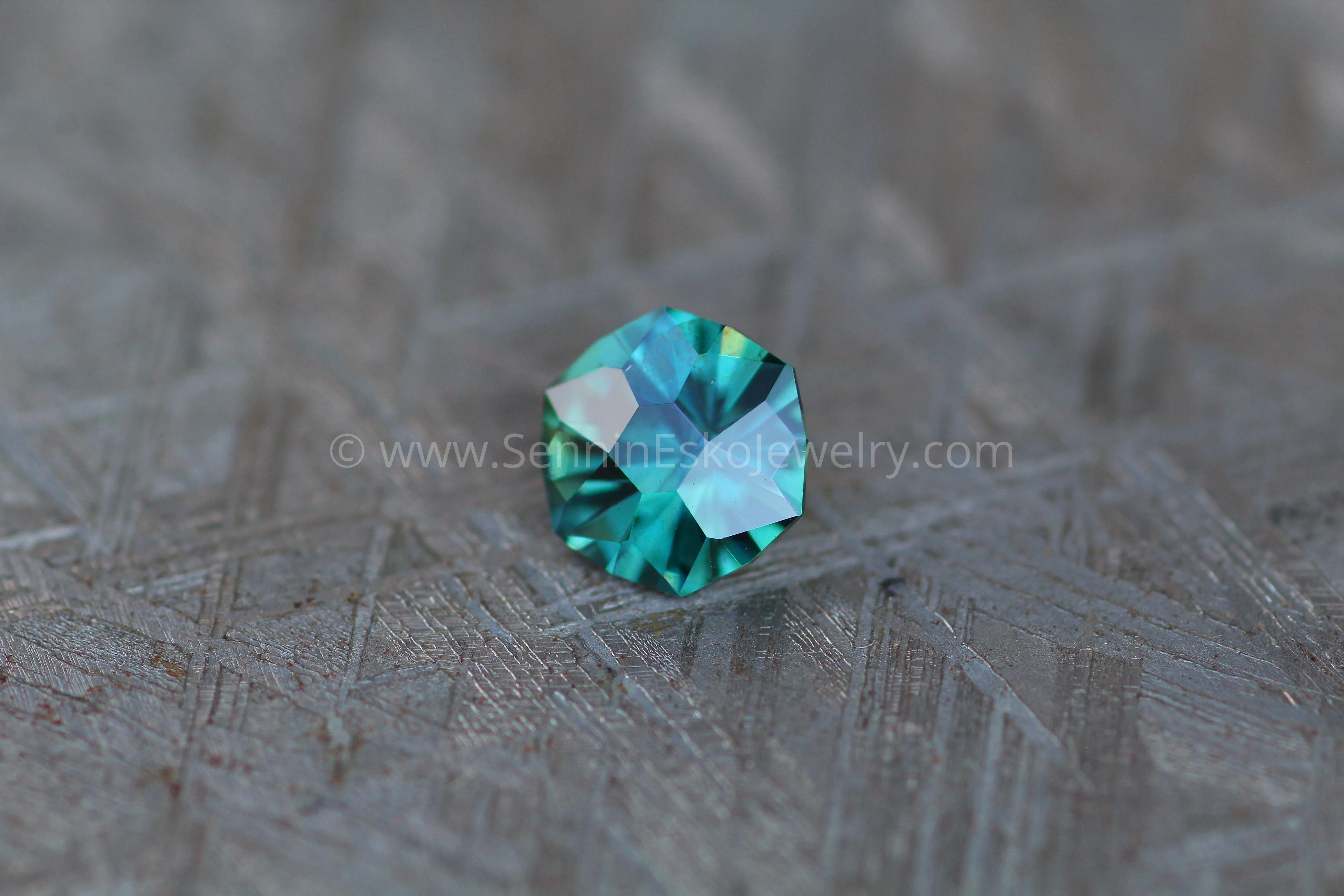 1.1 carat Teal Sapphire Hexagon - Precision Cut - 6.3x5.8mm