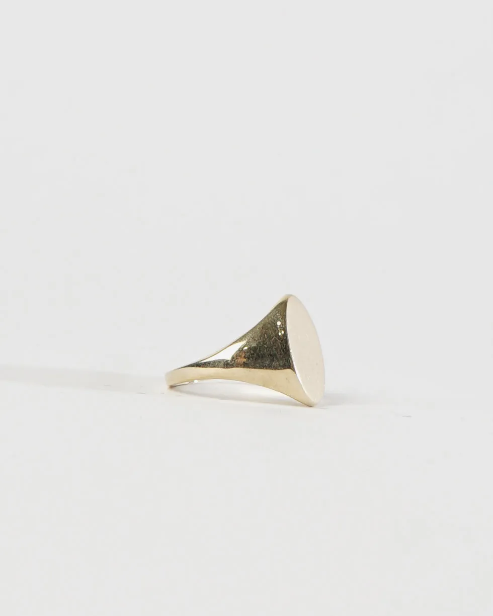 14k Gold Signet Ring / size: 5