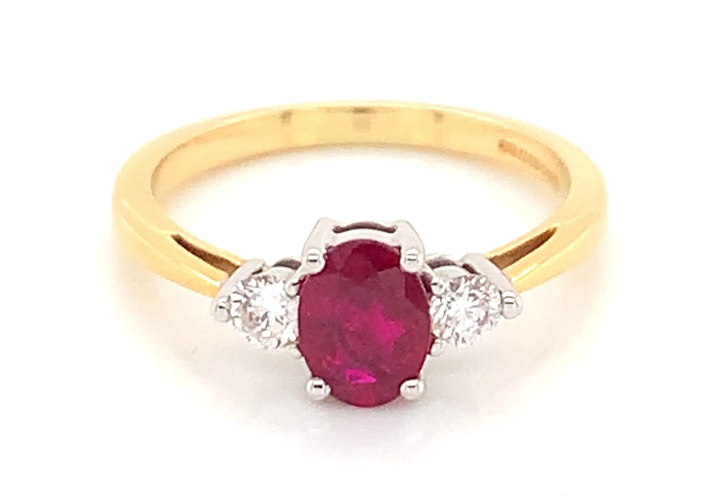 18ct Yellow Gold Three Stone Oval Ruby With Two Side Diamonds Ring