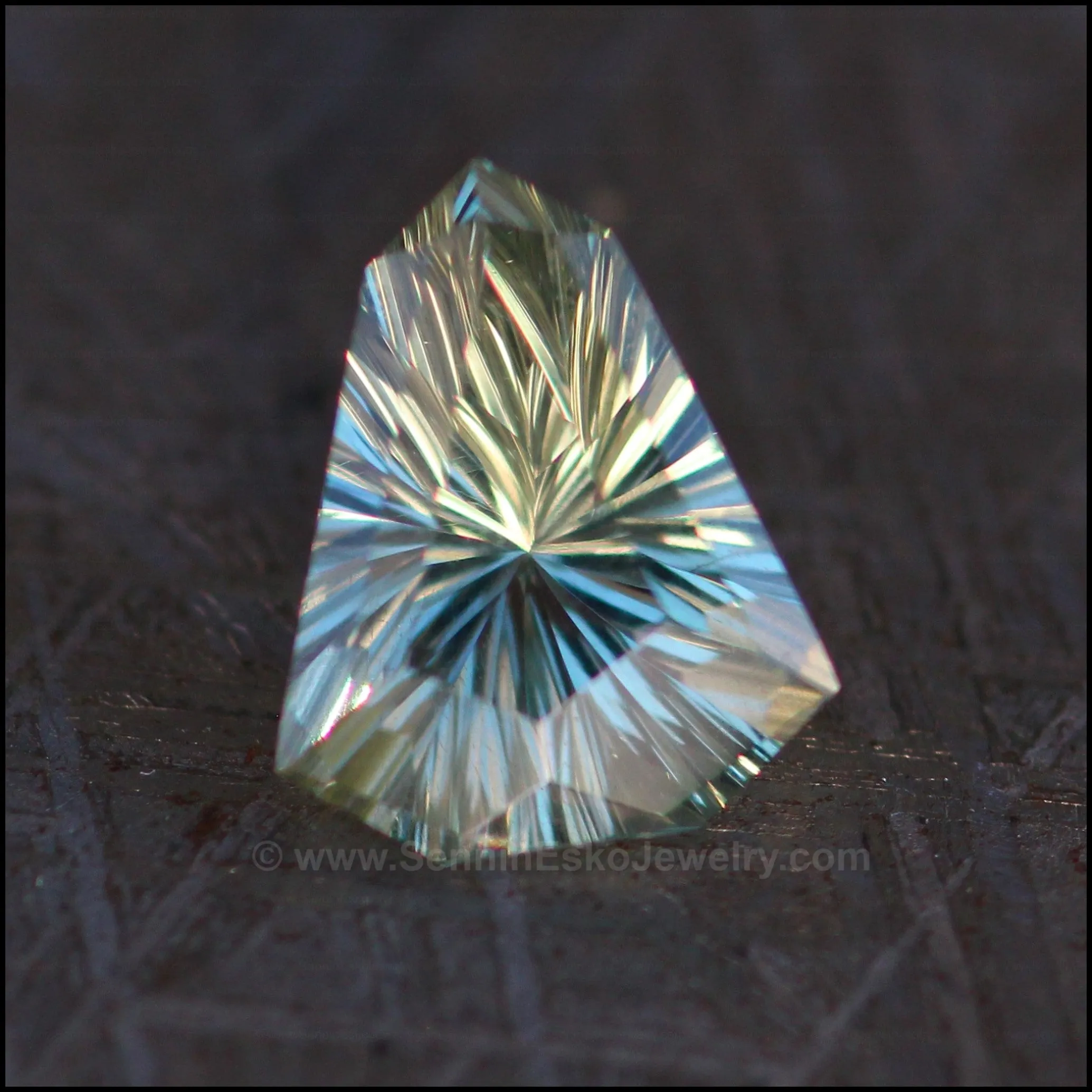 2.1ct Lemon/Lime Sapphire Arrowhead - Fantasy Cut 9.3x7.5mm