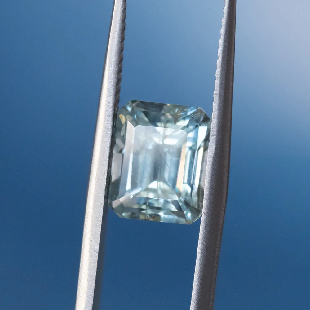 3.84CT UNTREATED EMERALD CUT MONTANA SAPPHIRE, LIGHT GREENISH BLUE AQUA, 8.60X7X5.94MM