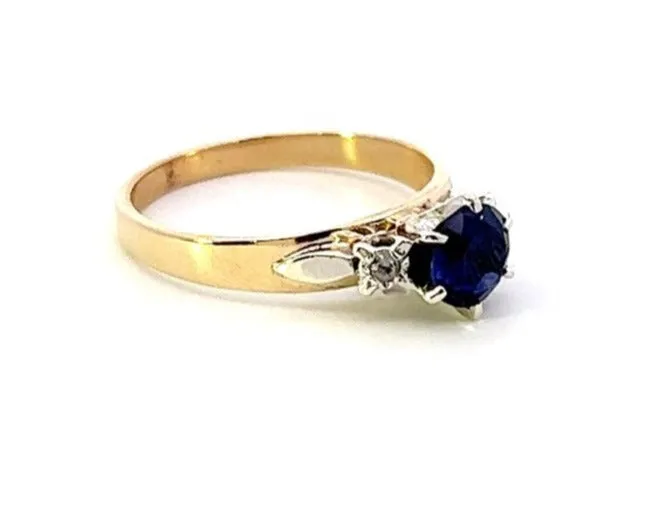 9ct Yellow Gold Synthetic Sapphire & CZ Ring