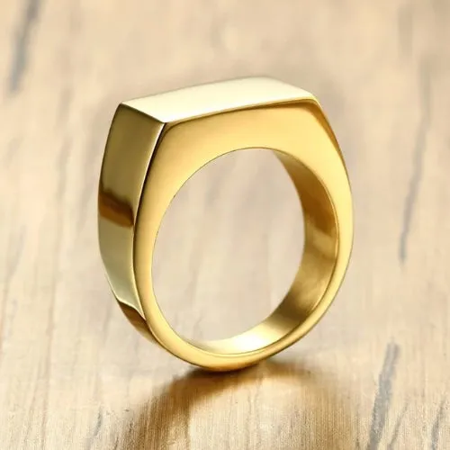 Classy Men Gold Pinky Signet Ring