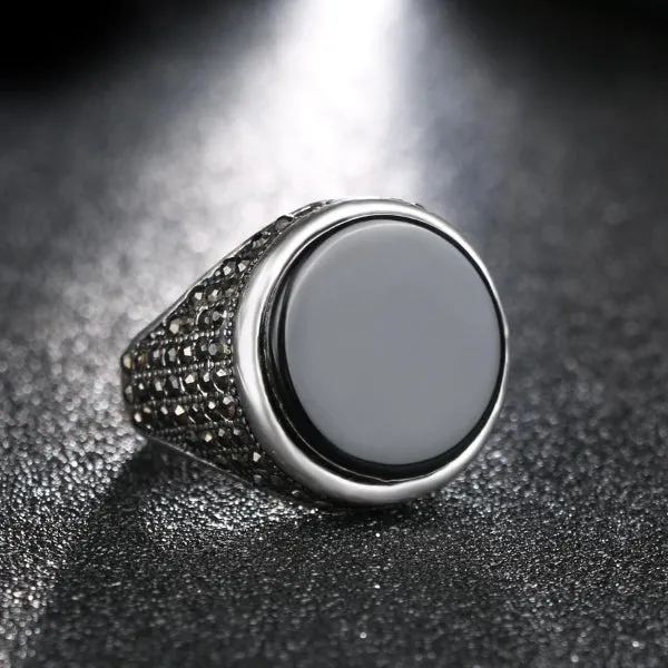 Classy Men Round Signet Pinky Ring