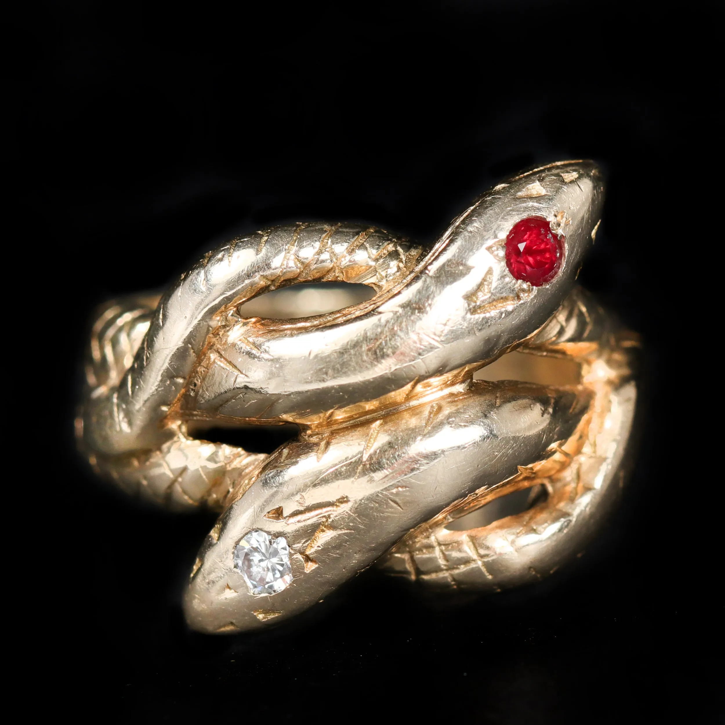 Estate 14K Yellow Gold Diamond & Ruby Snake Ring