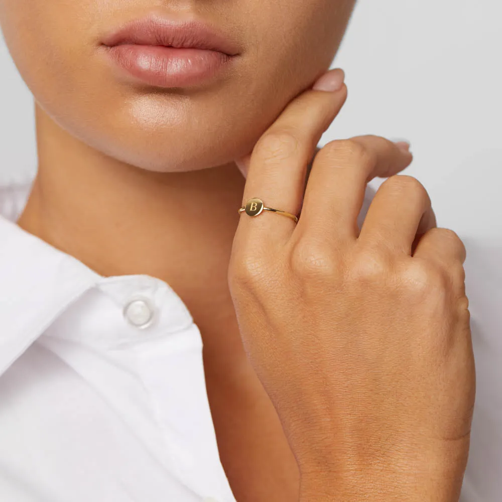 Mini Engravable Disc Ring in 10k Gold