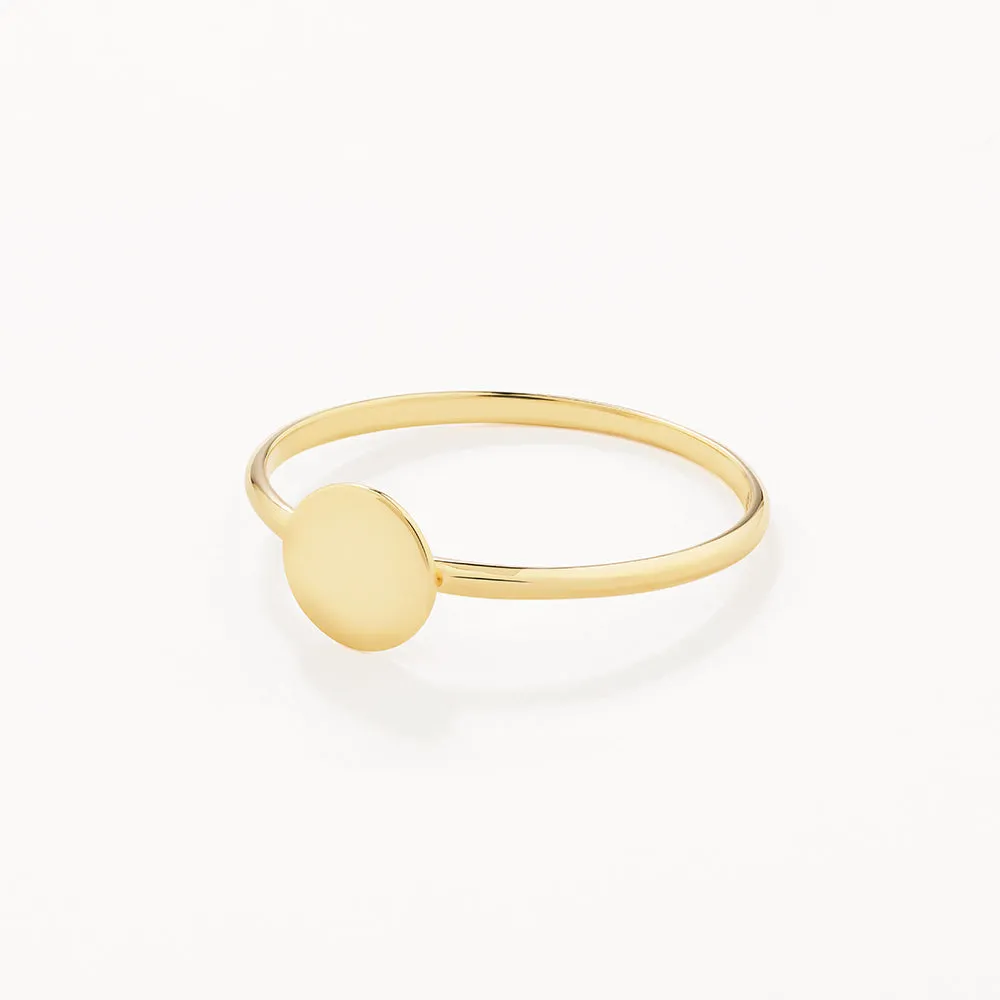 Mini Engravable Disc Ring in 10k Gold