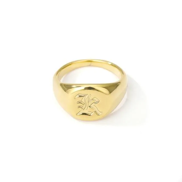 Sadie Monogrammed Signet Ring