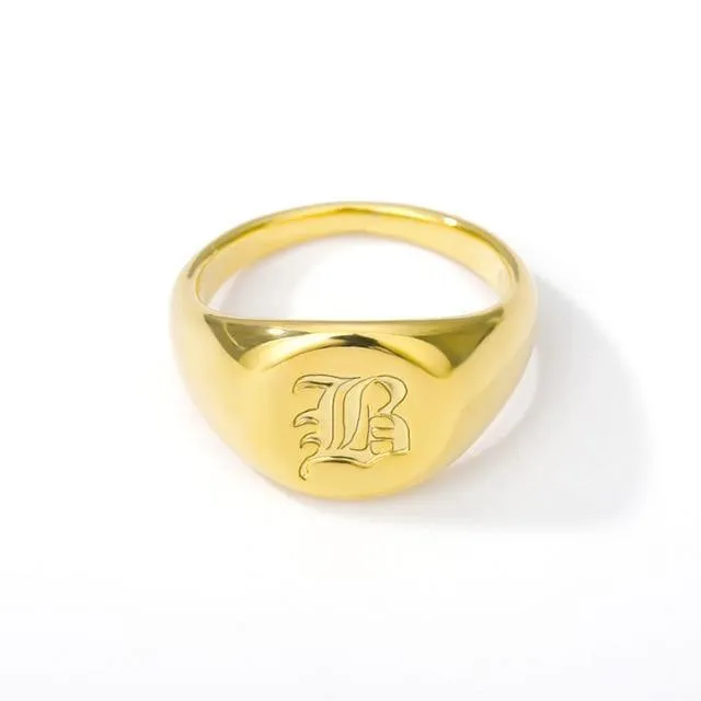 Sadie Monogrammed Signet Ring