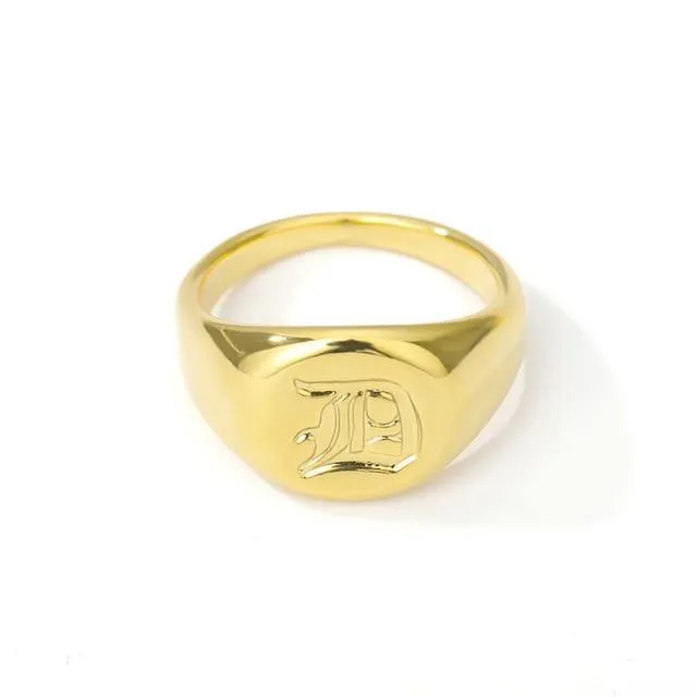 Sadie Monogrammed Signet Ring