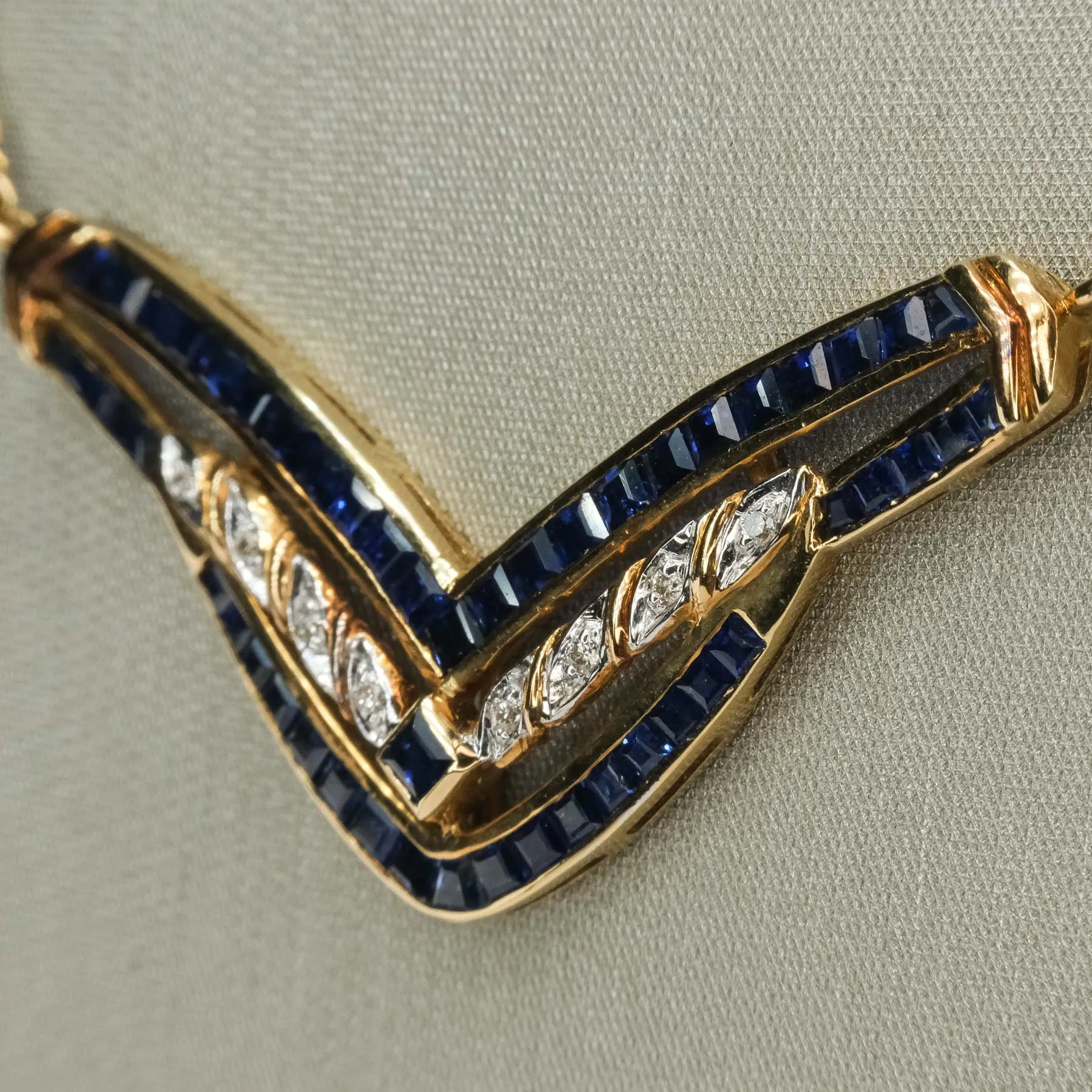 Sapphire and Diamond Fixed Pendant Necklace in 18K Yellow Gold