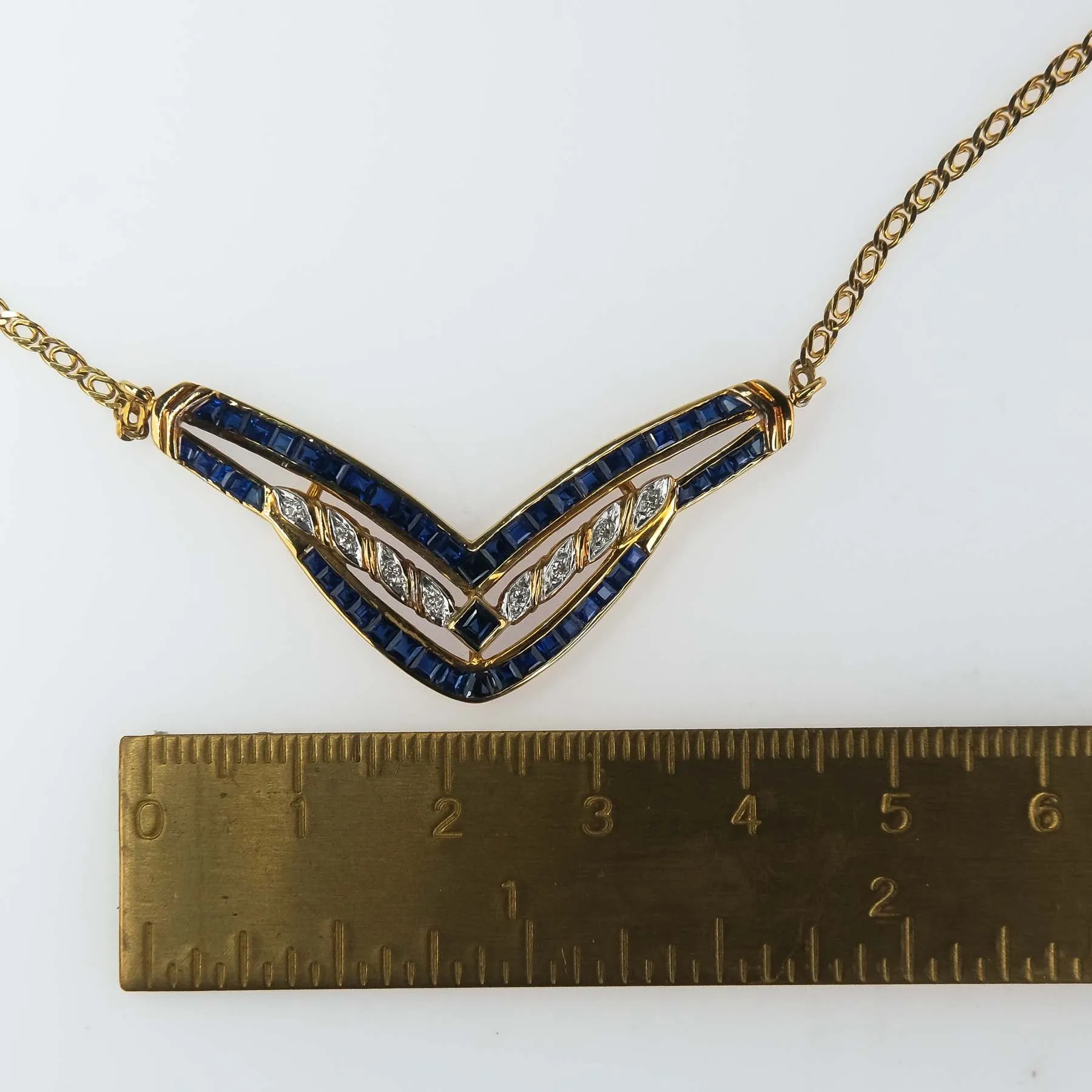 Sapphire and Diamond Fixed Pendant Necklace in 18K Yellow Gold