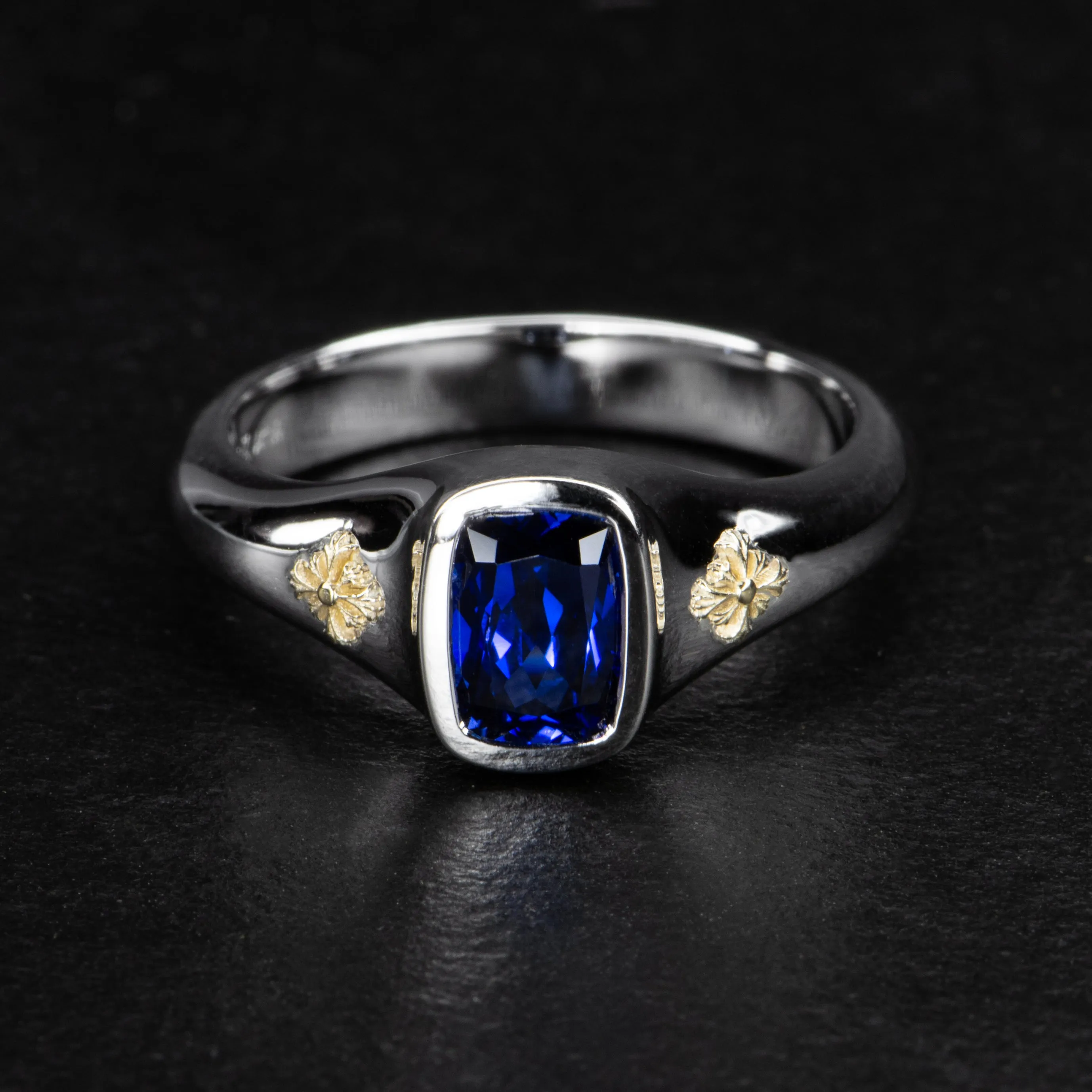 Sapphire Signet Ring - CORNFLOWER