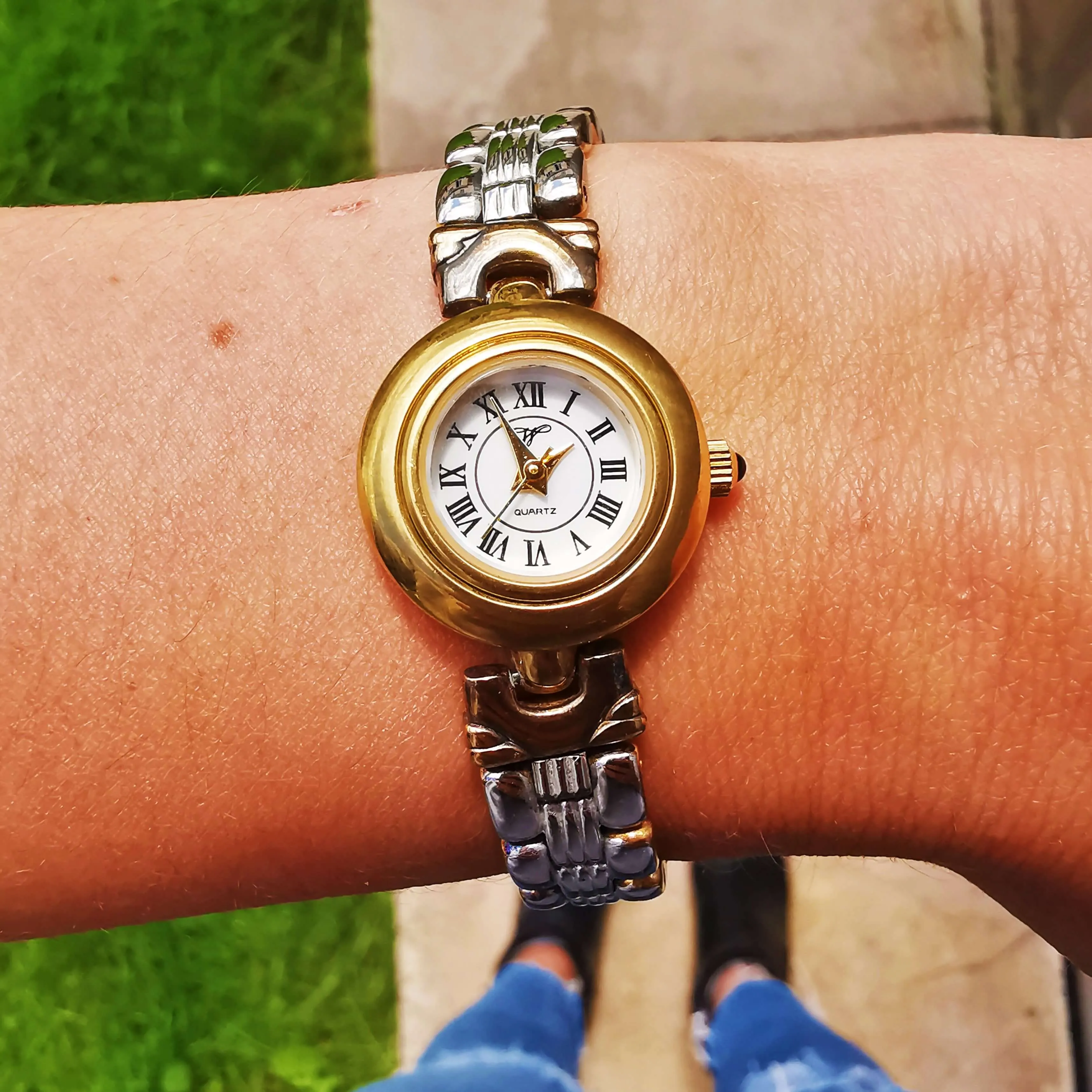 Vintage Women's Cocktail Worthington Gold And Silver Watch With Reversible Bracelet